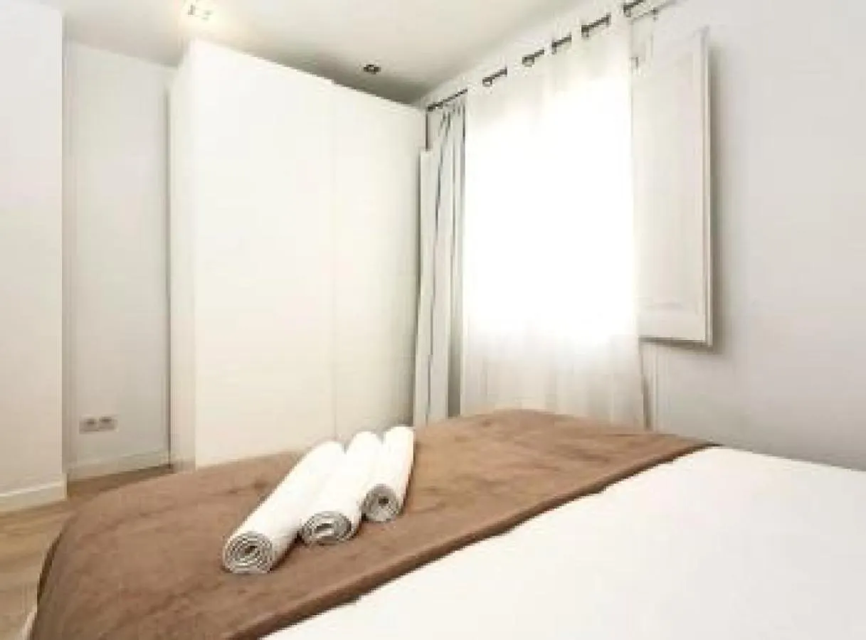 Mab2 - Mab2 - Apt At Street Level With Private Terrace 0*, برشلونة إسبانيا