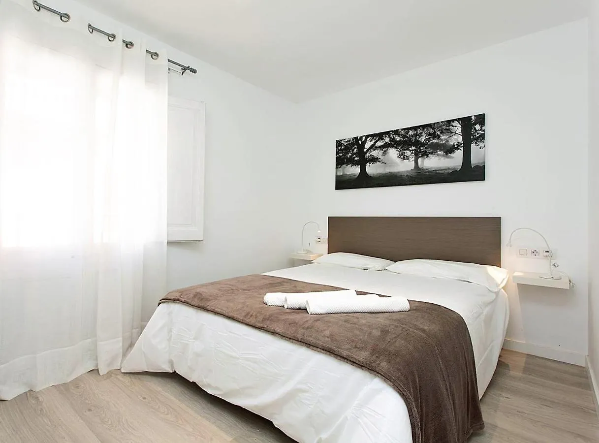 Mab2 - Mab2 - Apt At Street Level With Private Terrace 0*, برشلونة